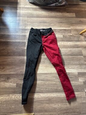 Two-Tone Black and Red Women’s Skinny Jeans